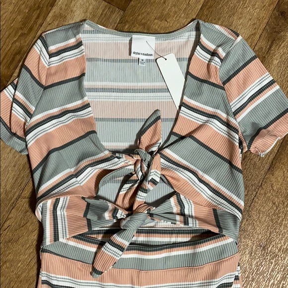 Jumpsuit! - Picture 2 of 4